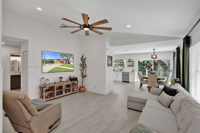 4 of 40 - 20831 Nw 22nd Court, Pembroke Pines, FL