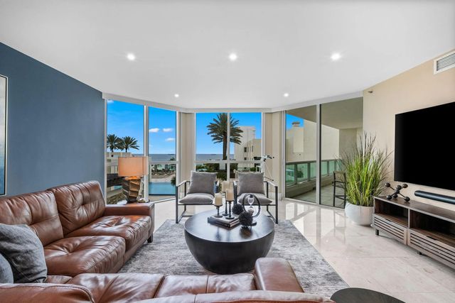 4 of 33 - 101 S Fort Lauderdale Beach Boulevard #702, Fort Lauderdale, FL