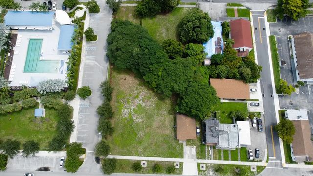 4 of 7 - 708 Nw 2nd Avenue, Hallandale Beach, FL