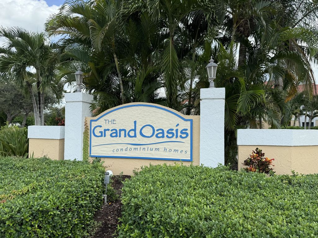5821 Riverside Drive #203 B, Coral Springs