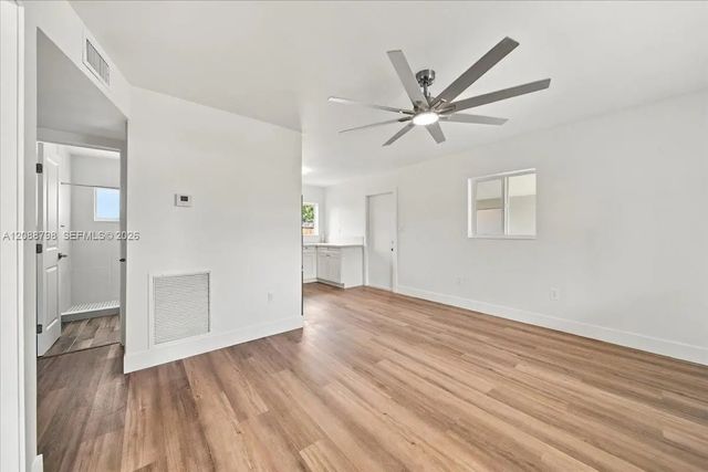 5 of 26 - 6510 Sw 20th Court, Miramar, FL