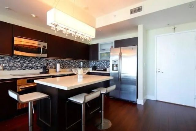 4 of 4 - 90 Sw 3rd Street #3807, Miami, FL