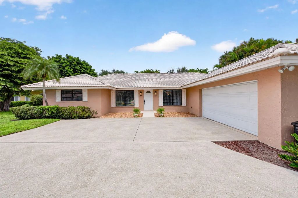 4441 Saint Andrews Drive, Boynton Beach
