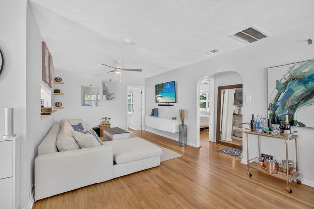 4 of 67 - 612 N C Street, Lake Worth, FL