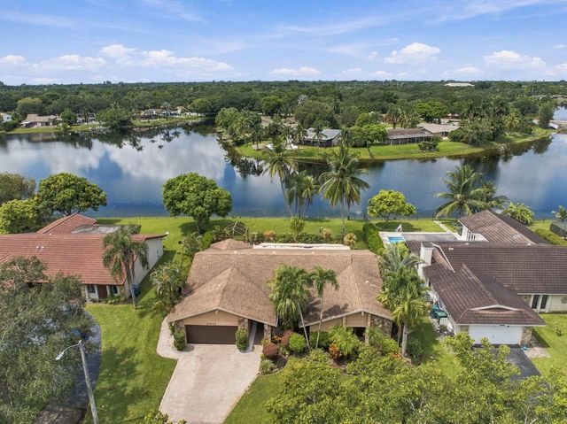 3 of 60 - 11713 Spinnaker Way, Cooper City, FL