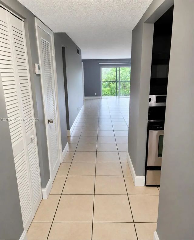 2 of 7 - N/A, Lauderhill, FL