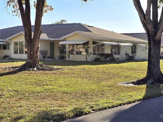 5162 Lakefront Boulevard #d, Delray Beach