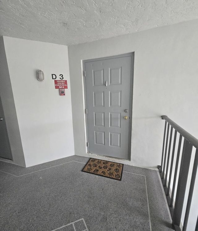2 of 20 - 1009 Green Pine Boulevard #d3, West Palm Beach, FL