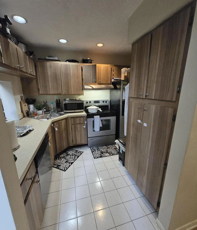 5 of 20 - 1009 Green Pine Boulevard #d3, West Palm Beach, FL