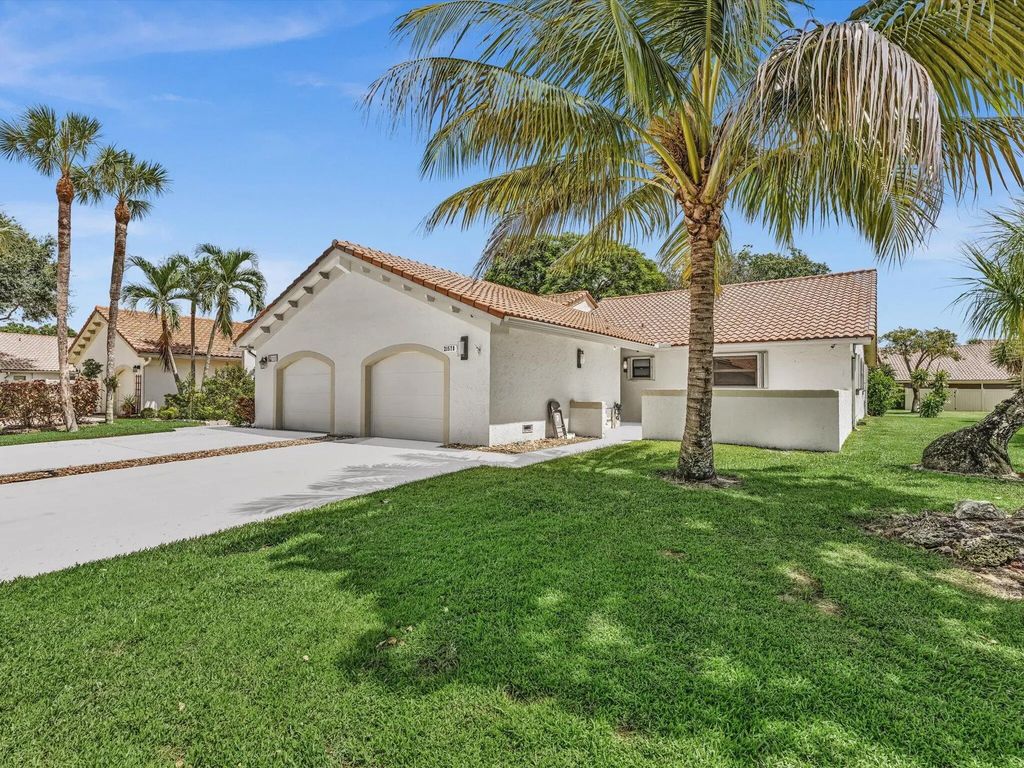 21578 Altamira Avenue, Boca Raton