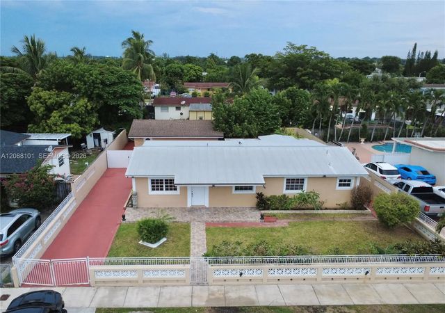 2 of 40 - 11601 Sw 183rd Street, Miami, FL