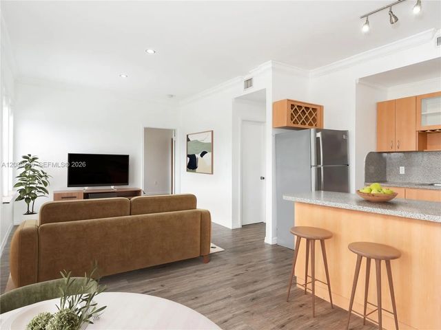 2 of 14 - 737 Jefferson Avenue #305, Miami Beach, FL