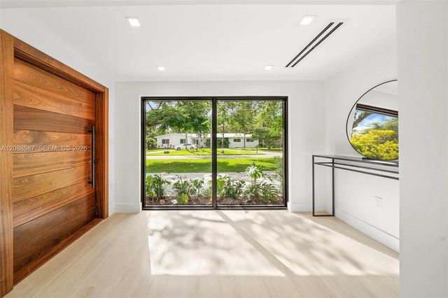 3 of 60 - 7291 Sw 129th Street, Pinecrest, FL