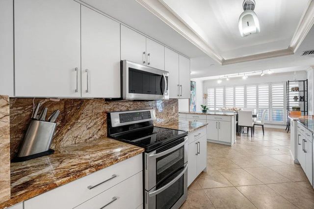 5 of 52 - 4001 N Ocean Boulevard #306, Boca Raton, FL