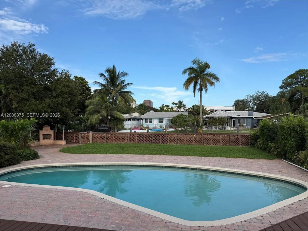 800 Sw 8th Terrace, Fort Lauderdale