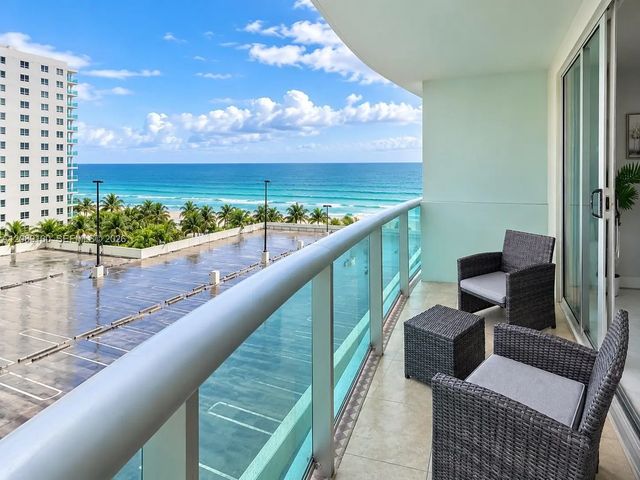 3901 S Ocean Drive #5a, Hollywood