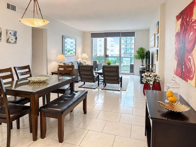 3 of 25 - 3901 S Ocean Drive #5a, Hollywood, FL