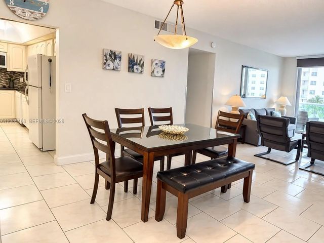 4 of 25 - 3901 S Ocean Drive #5a, Hollywood, FL