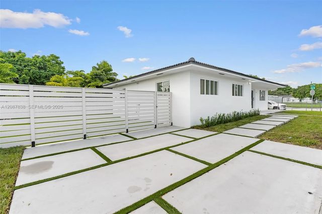 3900 Sw 67th Avenue, Miami