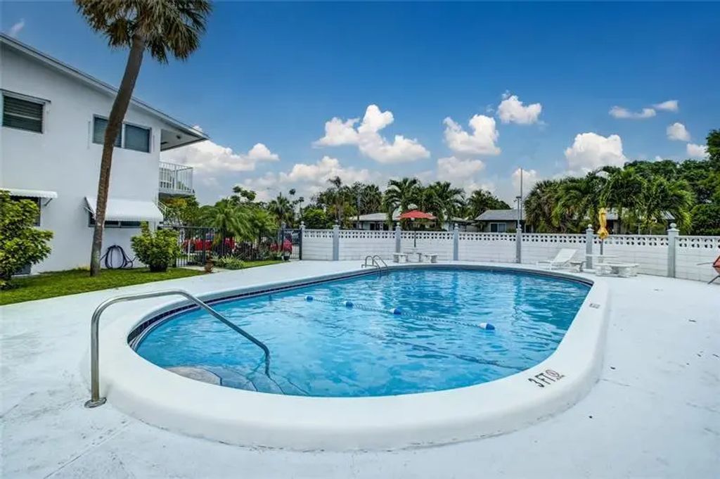 2020 Ne 51st Court #208, Fort Lauderdale