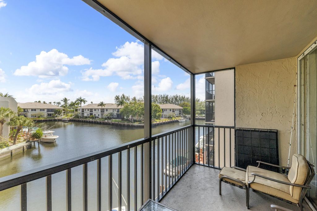 6 Royal Palm Way #307, Boca Raton