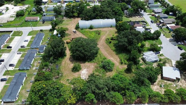 2 of 7 - 820 Pine Road, , FL