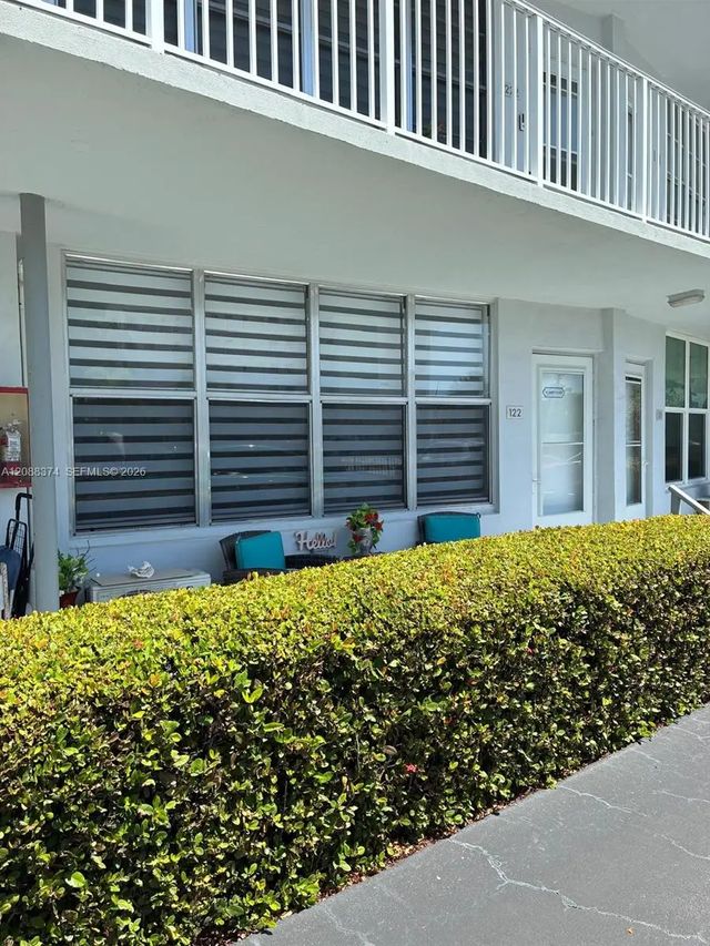 2 of 14 - 3177 S Ocean Drive #122, Hallandale Beach, FL