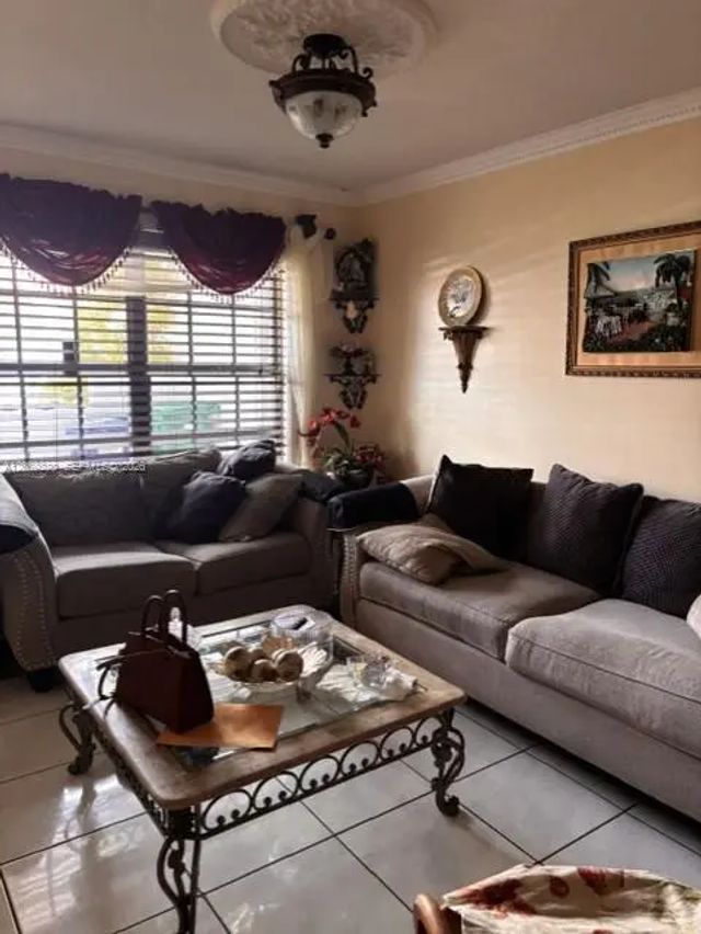 4 of 16 - 10360 Sw 154th Cir Court #88, Miami, FL