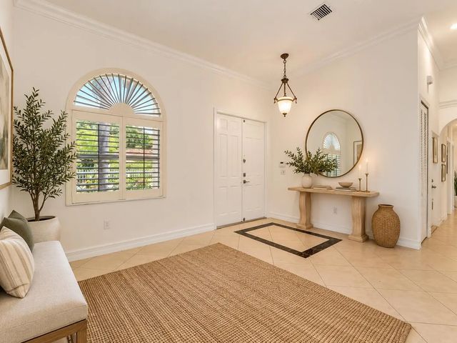 4 of 6 - 820 Tangier Street, Coral Gables, FL