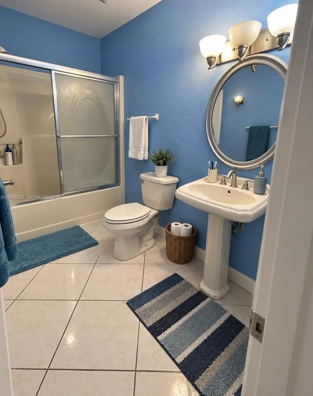 4 of 5 - 304 Iowa Street, , FL