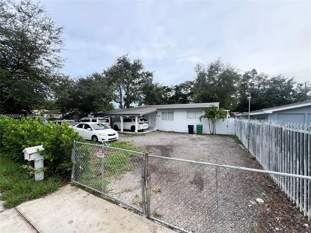 1310 Sharar Avenue, Opa-Locka