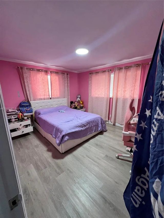 5 of 16 - 1310 Sharar Avenue, Opa-Locka, FL