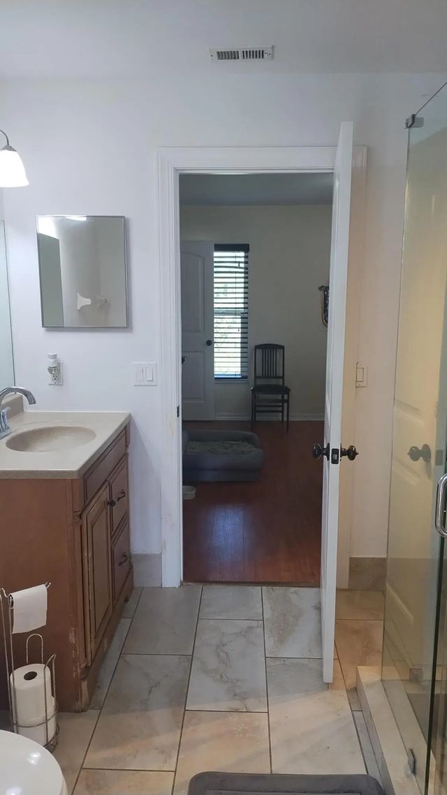 4 of 20 - 1134 Se Mendoza Avenue, Port St. Lucie, FL