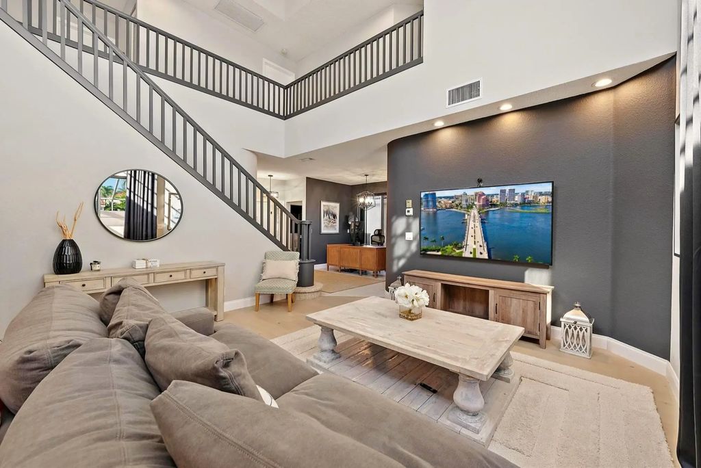 4 Via Angelico, Palm Beach Gardens