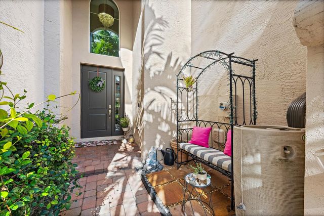 4673 Mediterranean Circle, Palm Beach Gardens