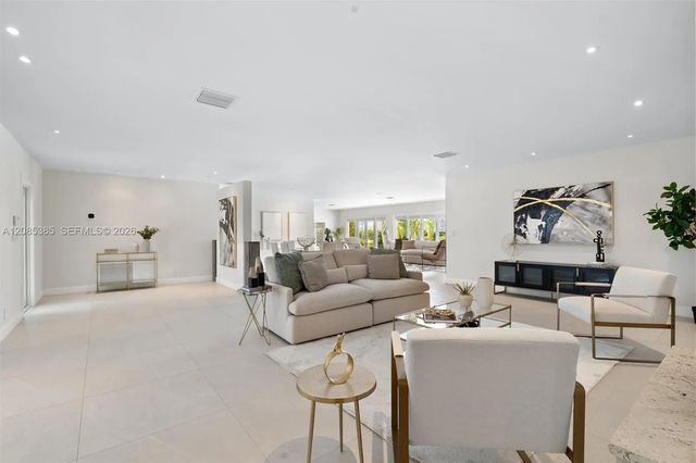 3 of 25 - 3061 Ne 39th Street, Fort Lauderdale, FL
