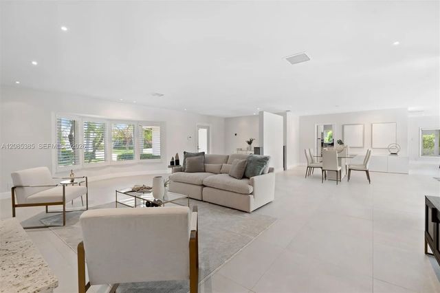 4 of 25 - 3061 Ne 39th Street, Fort Lauderdale, FL