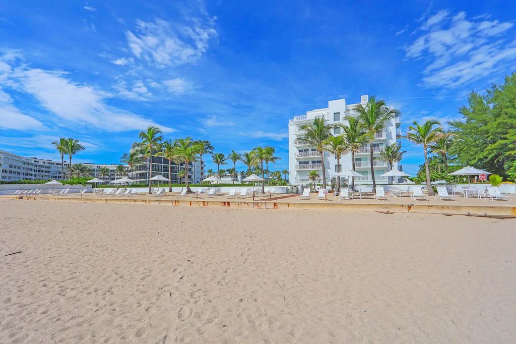 139 Sunrise  Avenue #1090, Palm Beach