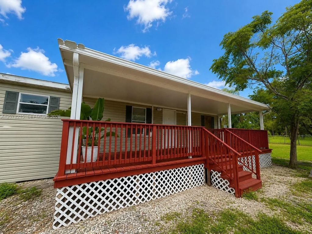 120 S Nogal Street, Clewiston