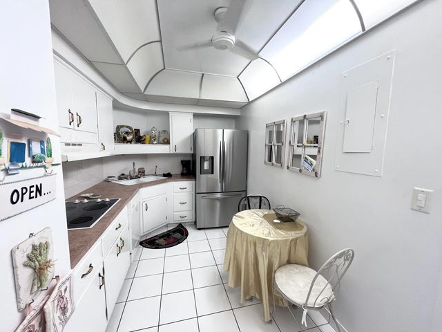 4 of 33 - 3200 Ne 36th Street #1015, Fort Lauderdale, FL