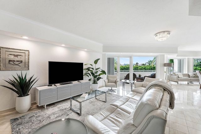 2 of 49 - 300 Se 5th Avenue #3170, Boca Raton, FL