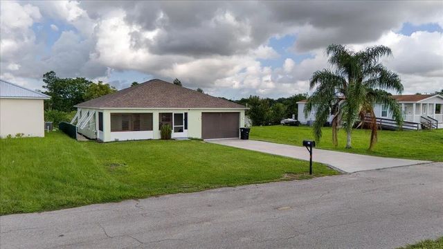 3 of 67 - 908 Riverside Drive Sw, Moore Haven, FL