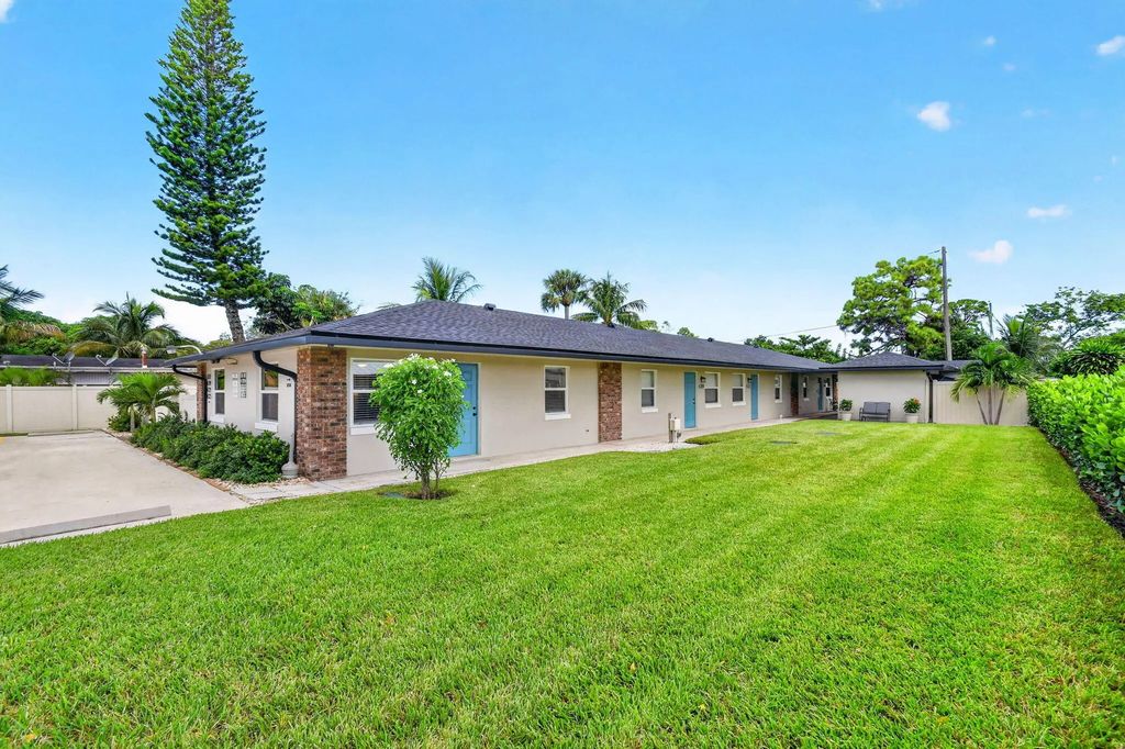 4317 Vermont Avenue, Lake Worth