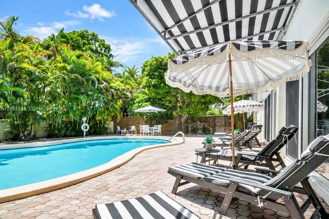 260 Sunrise Drive #d, Key Biscayne