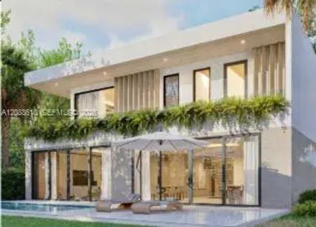 2 of 10 - 1185 Ne 104th Street, Miami Shores, FL
