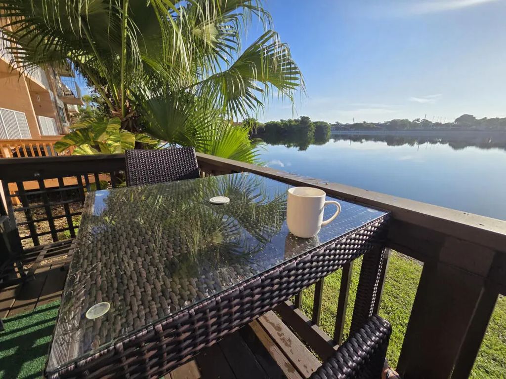 3271 Nw 44th Street #5, Oakland Park