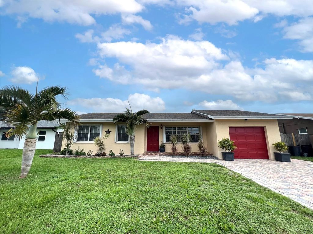 9135 Saddlecreek Drive, Boca Raton