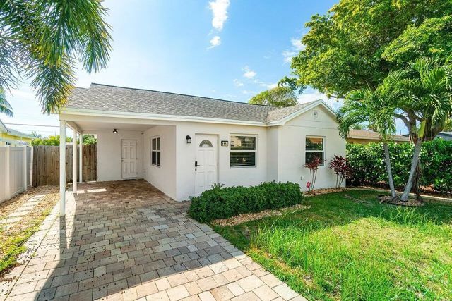 2 of 29 - 1114 S M Street, Lake Worth Beach, FL