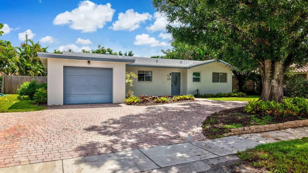 898 Sw 10th Avenue, Boca Raton