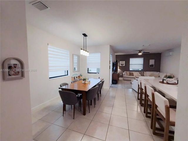 5 of 67 - 11014 W 35th Lane, Hialeah, FL